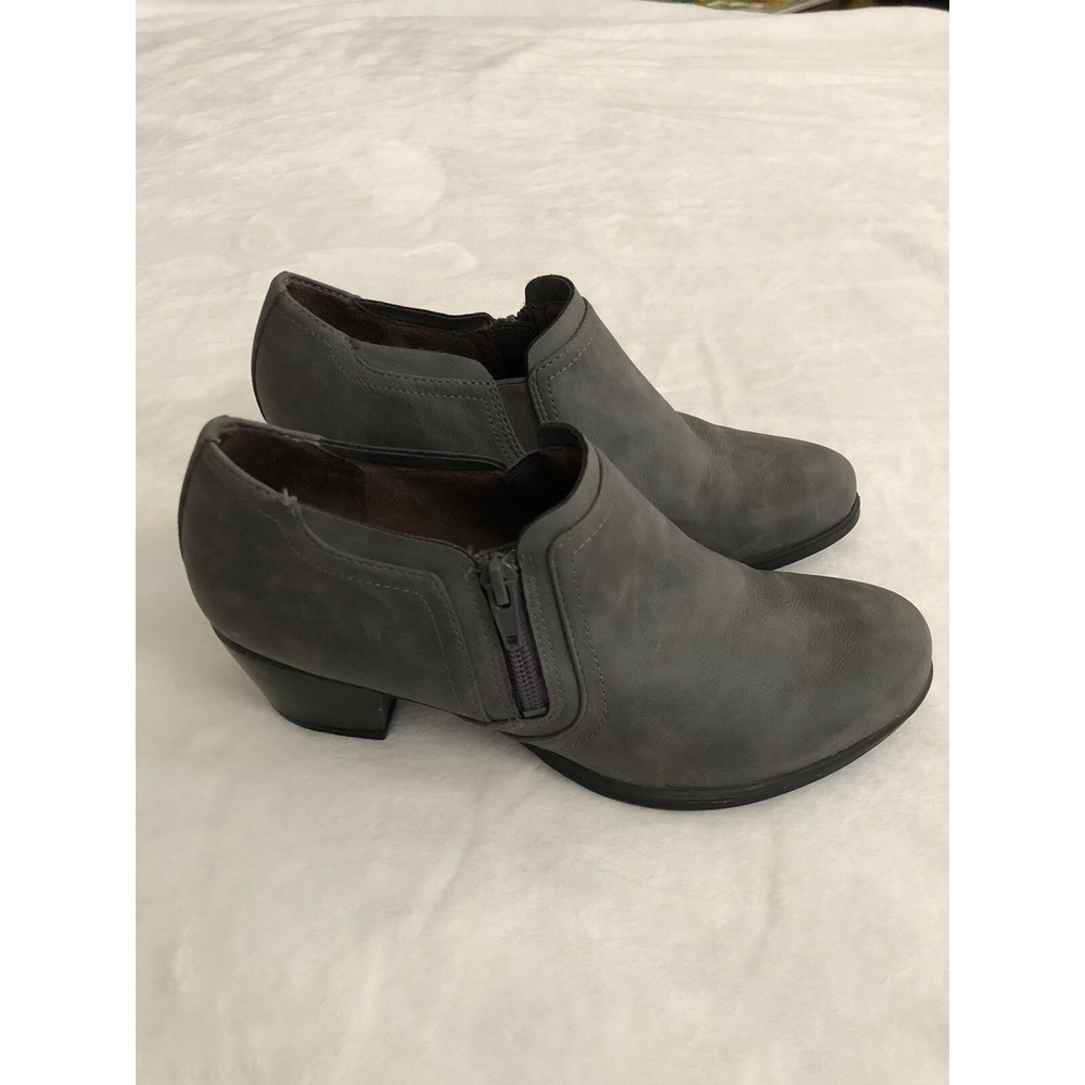 Natural Soul Womens Ankle Booties 7.5M Gray Grey Zipper 2"‎ Heel Y2K 90s Style